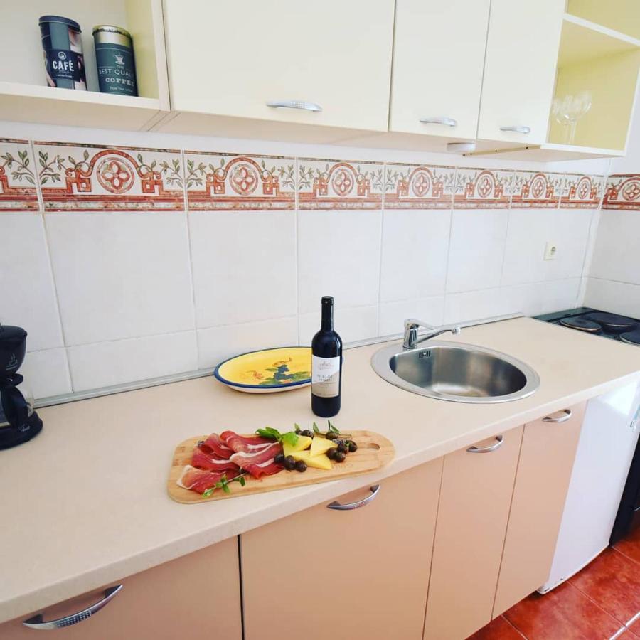 Apartman Taraca Villa Knezevic ヘルツェグ・ノヴィ エクステリア 写真